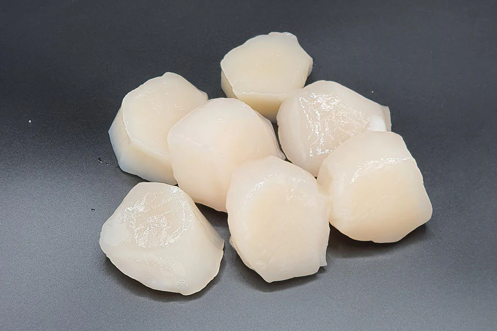 Frozen Scallops with roe (1kg) TuneUp Seafoods