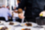 des-gens-qui-mangent-au-restaurant.jpg