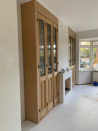 Knoesterbouw servieskast 01.jpeg