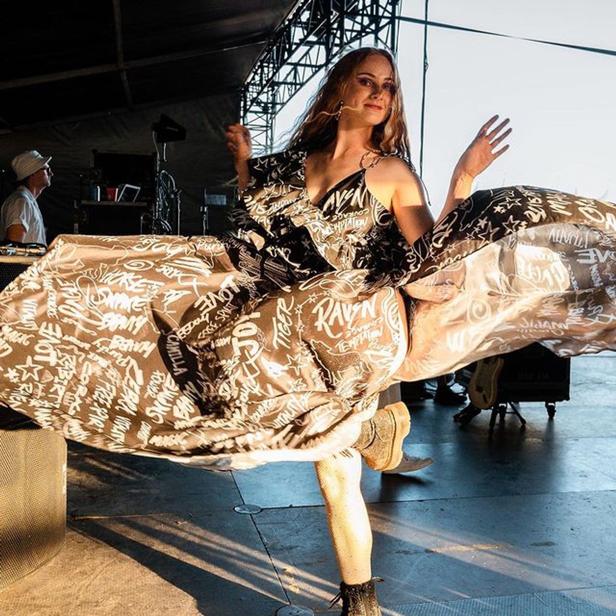Vera Blue photo 1