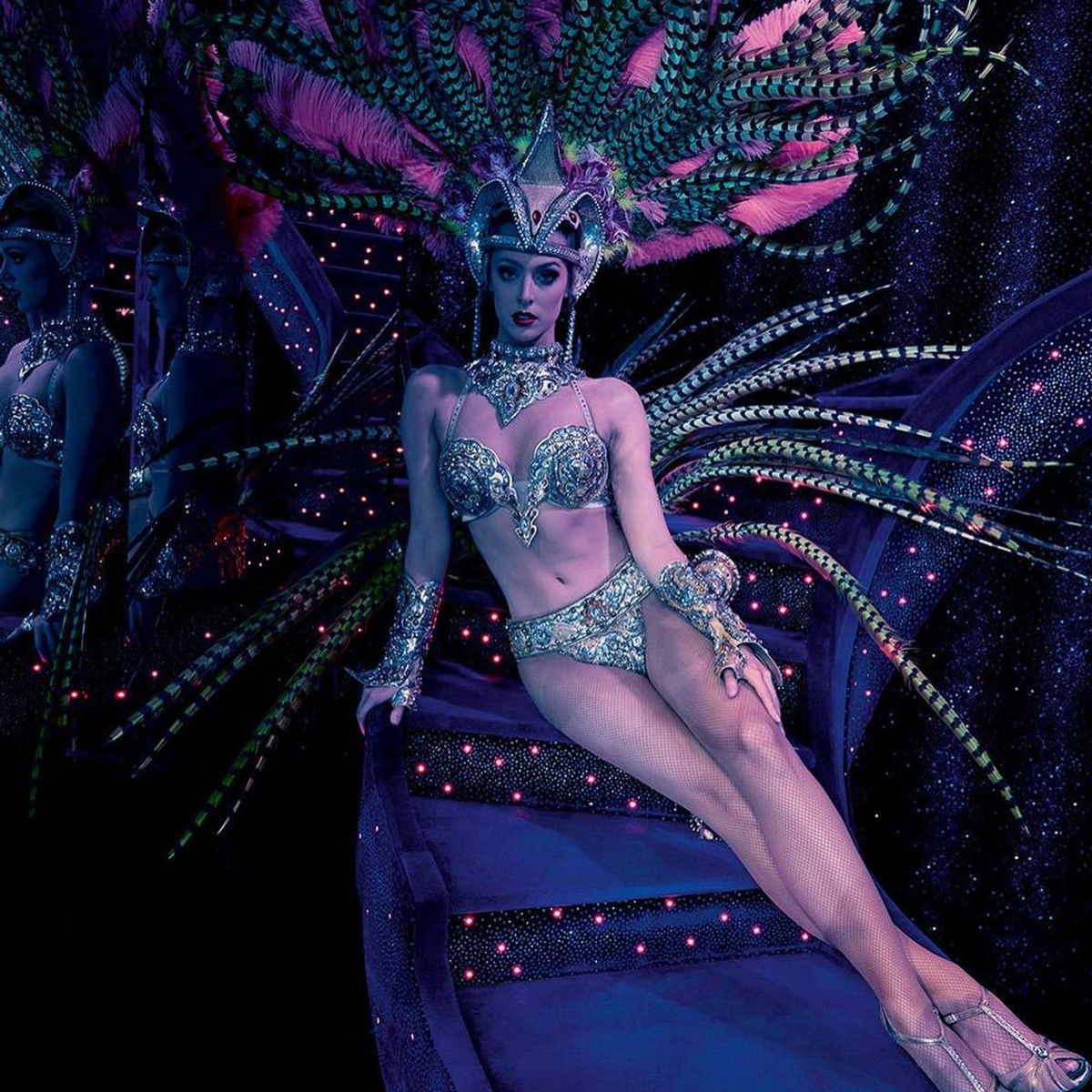 Cara Ellis photo 6
