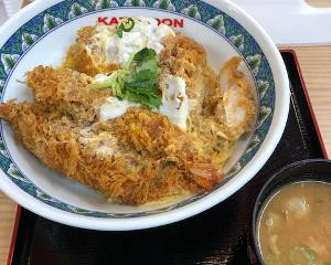 カツ丼とイモ掘り取り機!!ひたちなか市で農機買取といえば!!