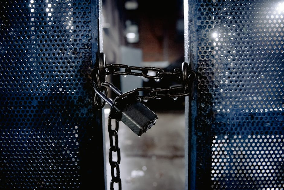 Image showcasing The Ultimate Guide to Conducting a Security Assessment for Your Property