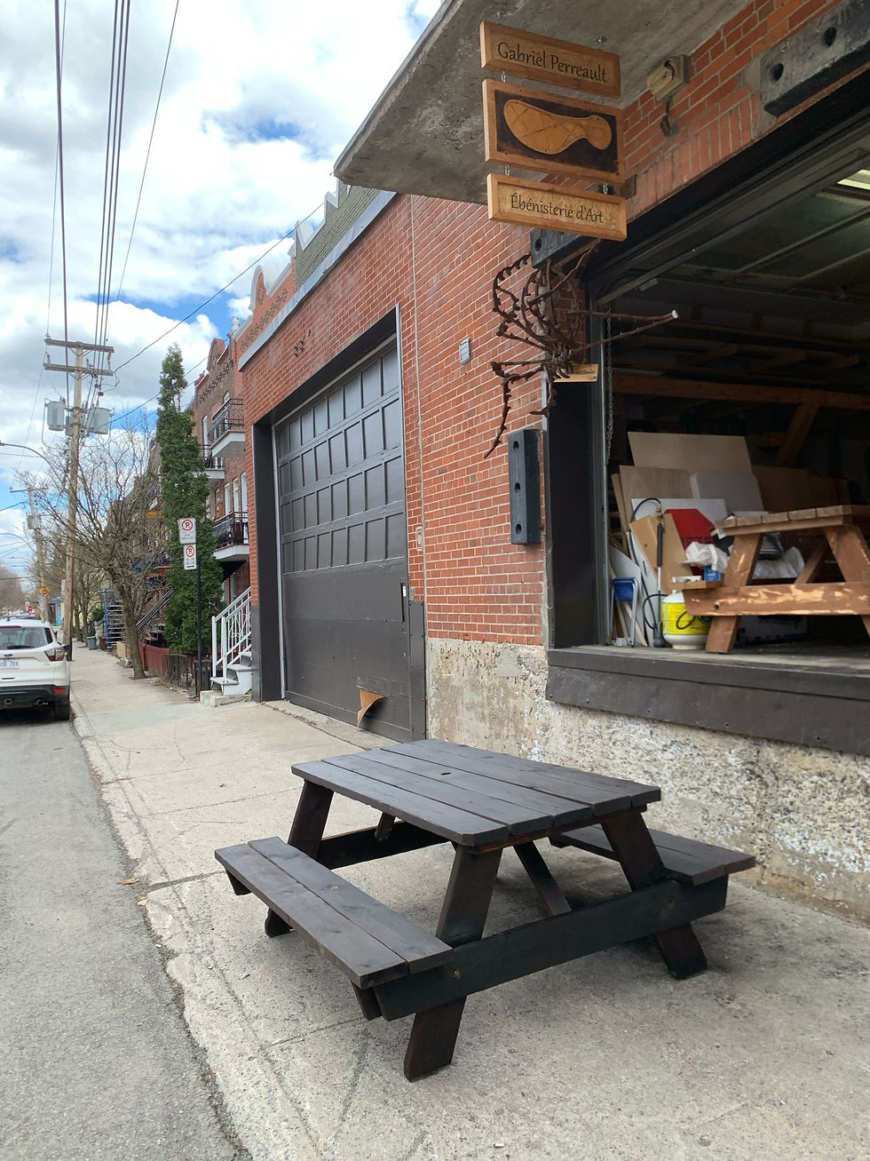 Thumbnail: Table pic-nic fini brûlé/brossé