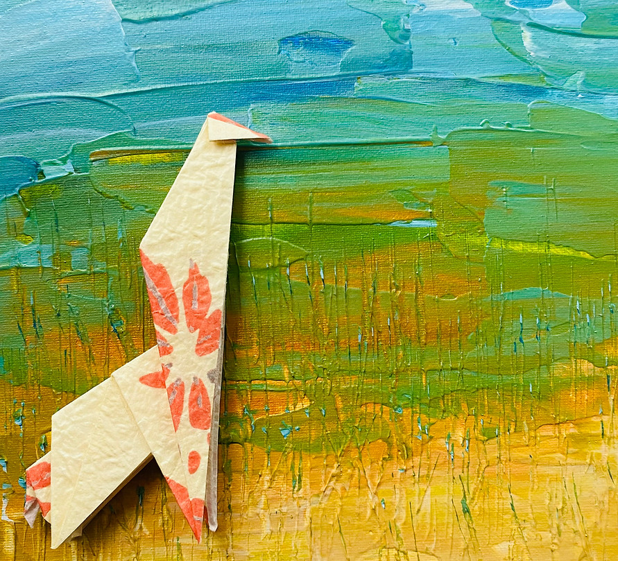 A handcrafted giraffe origami sculpture mounted on a custom-painted canvas, showcasing WenzArt Gallery’s signature mixed-media approach to bespoke paper art. 