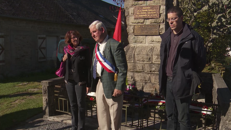 CEUX QUI SE LEVERENT AVANT LE JOUR : 1936-1945