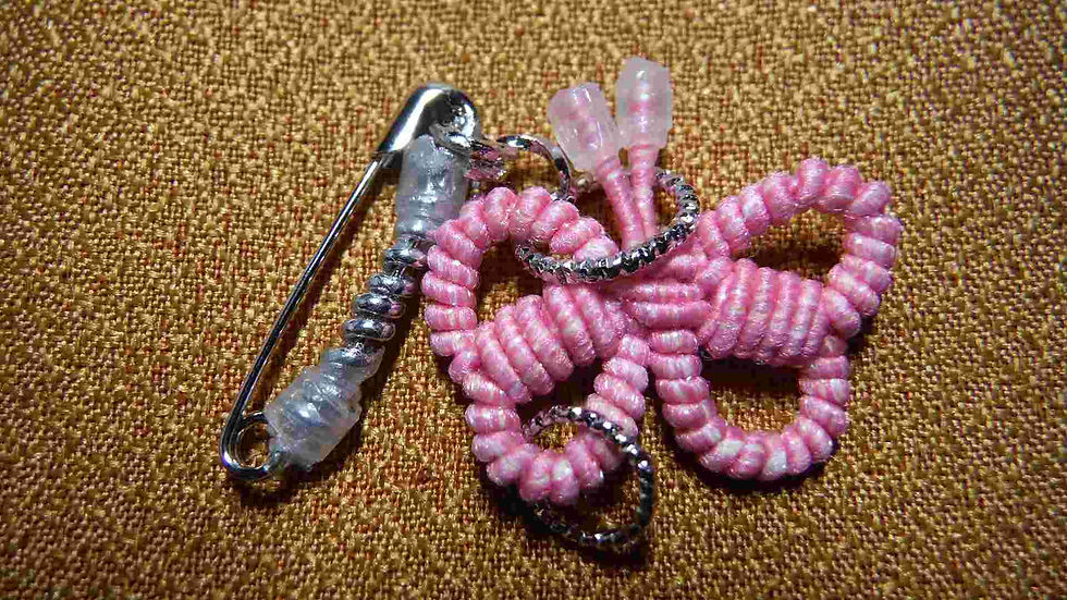 サムネイル： S-pieridae brooch a182