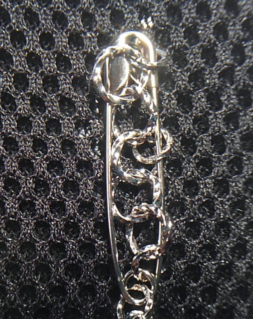 サムネイル： brooch a065