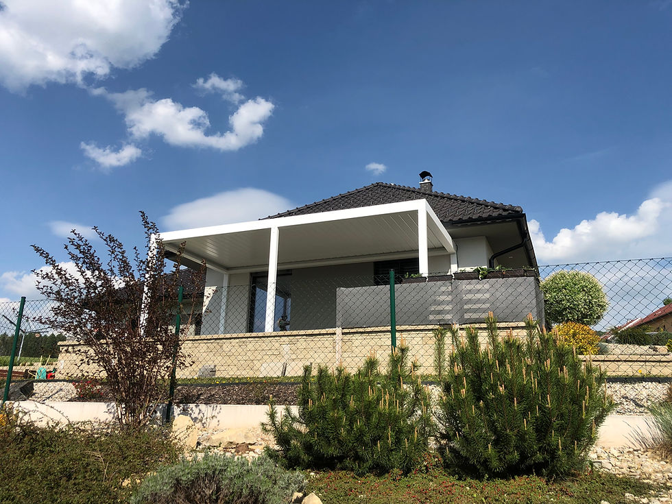 Jsme odborníci na bioklimatické pergoly