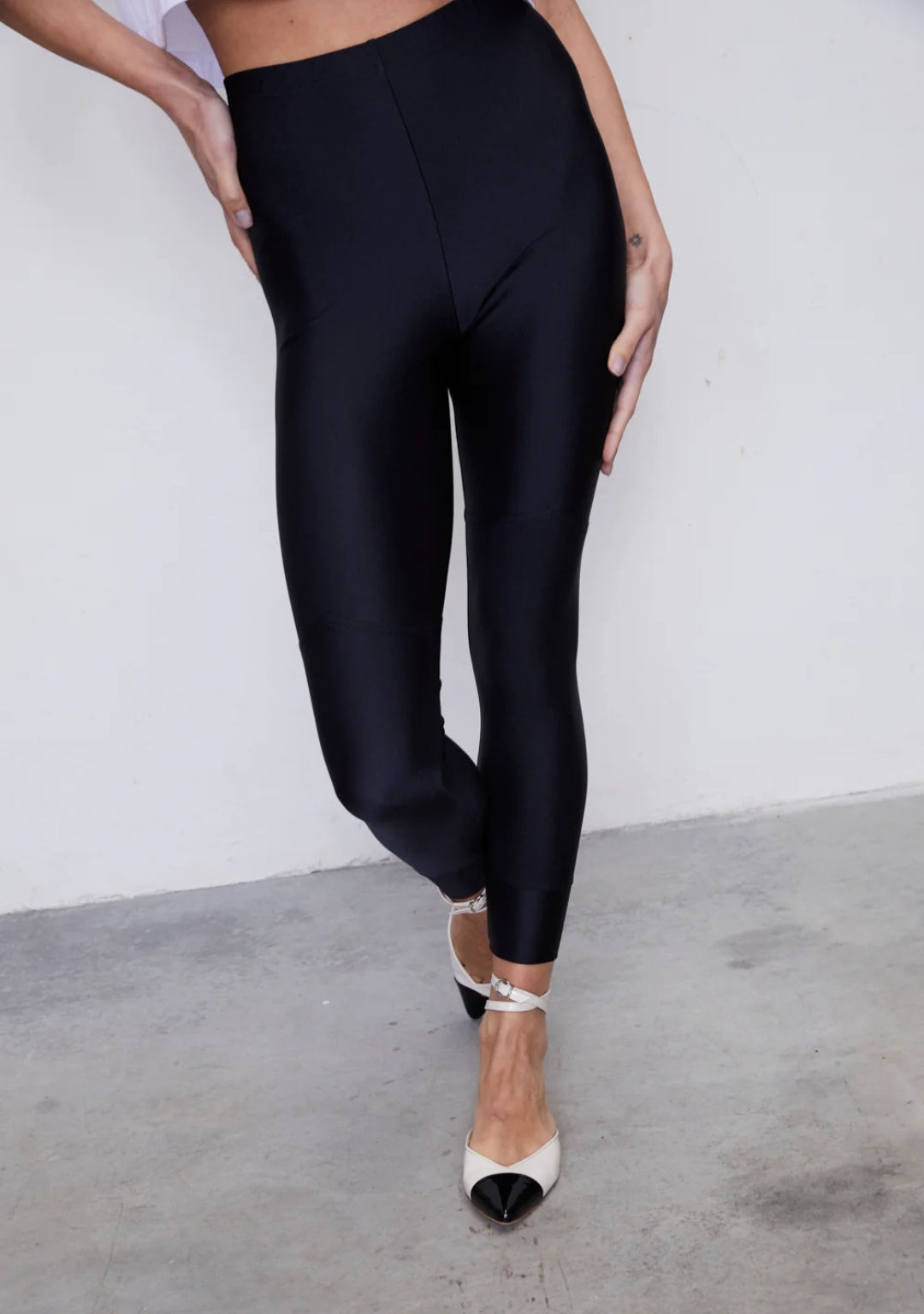 JAKARTA 102 LEGGINGS THEM