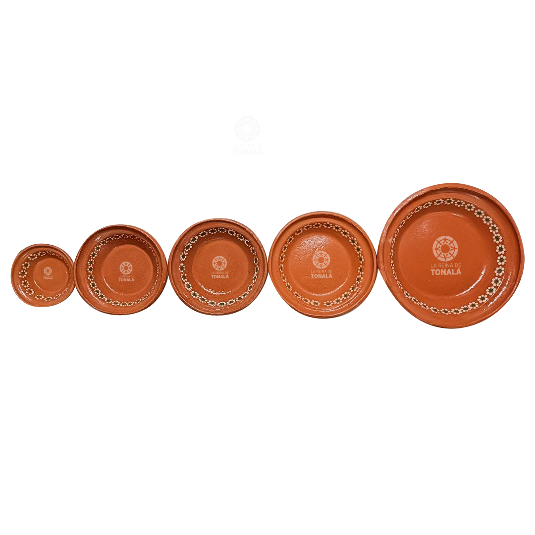 Platos de barro para pozole