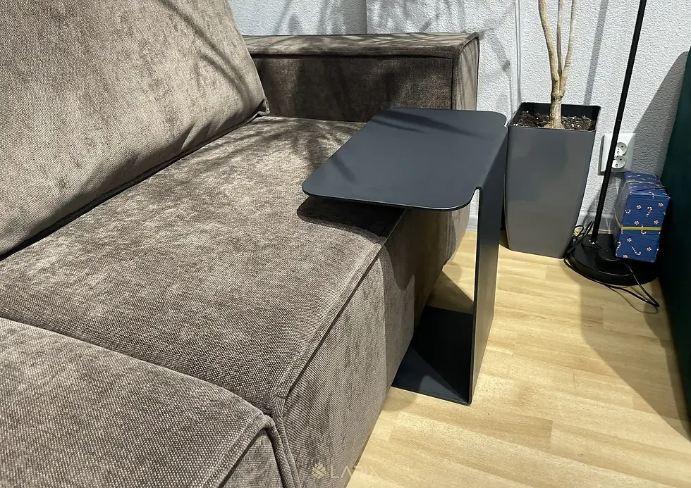 Столик Атлас 1.webp