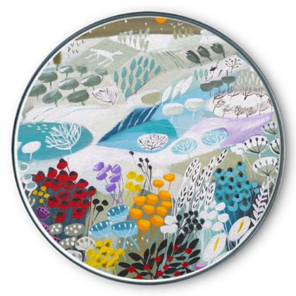 round-tin-in-natalie-rymer-snowy-hill-design_0.jpeg