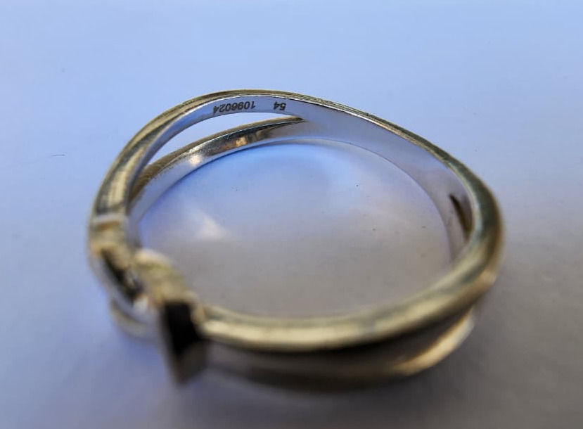 Thumbnail: Fred 18k White Gold Knot Ring W Natural Diamonds 54