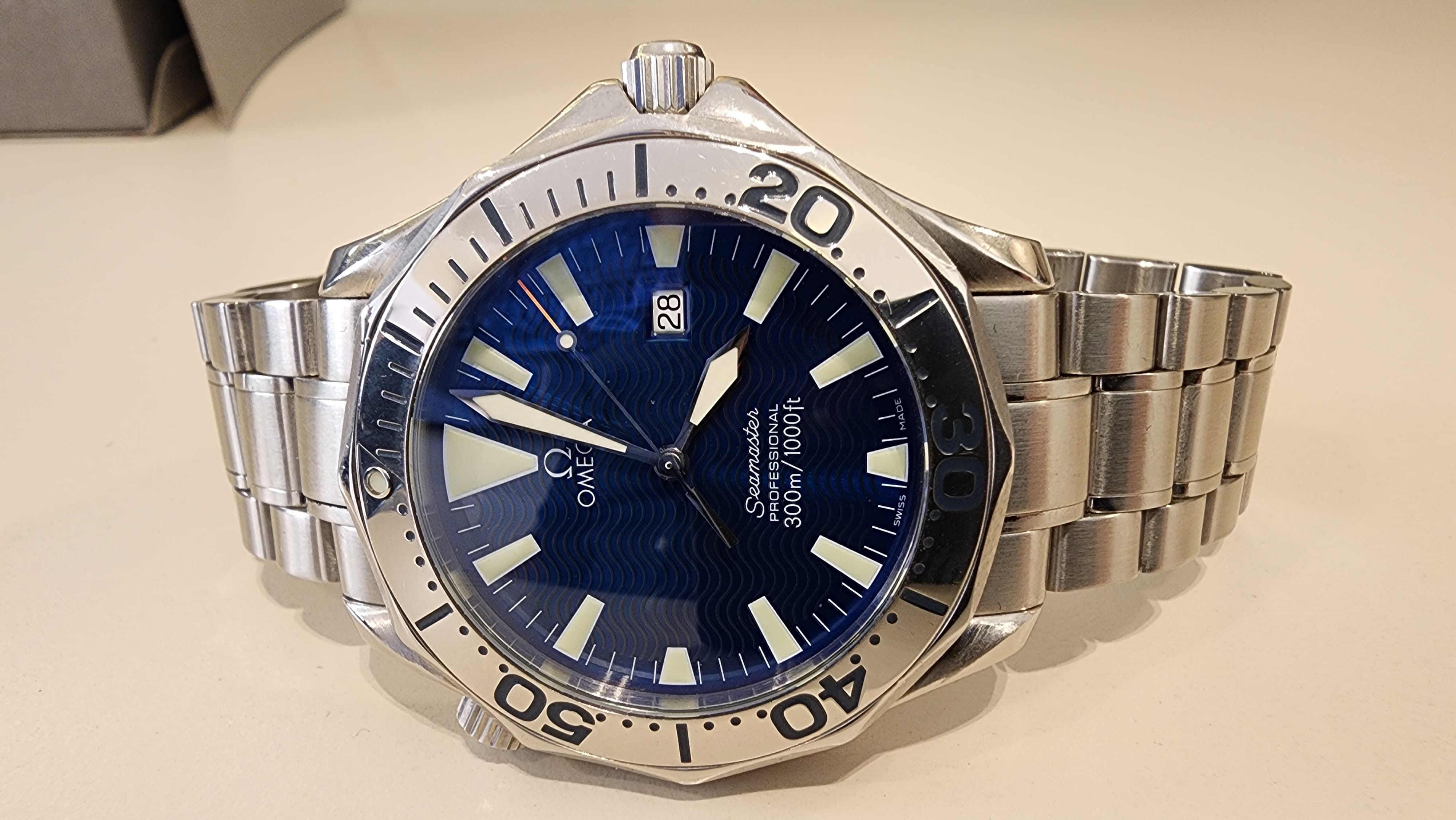 Omega Seamaster 300 Watch 40mm Quartz Blue Dial