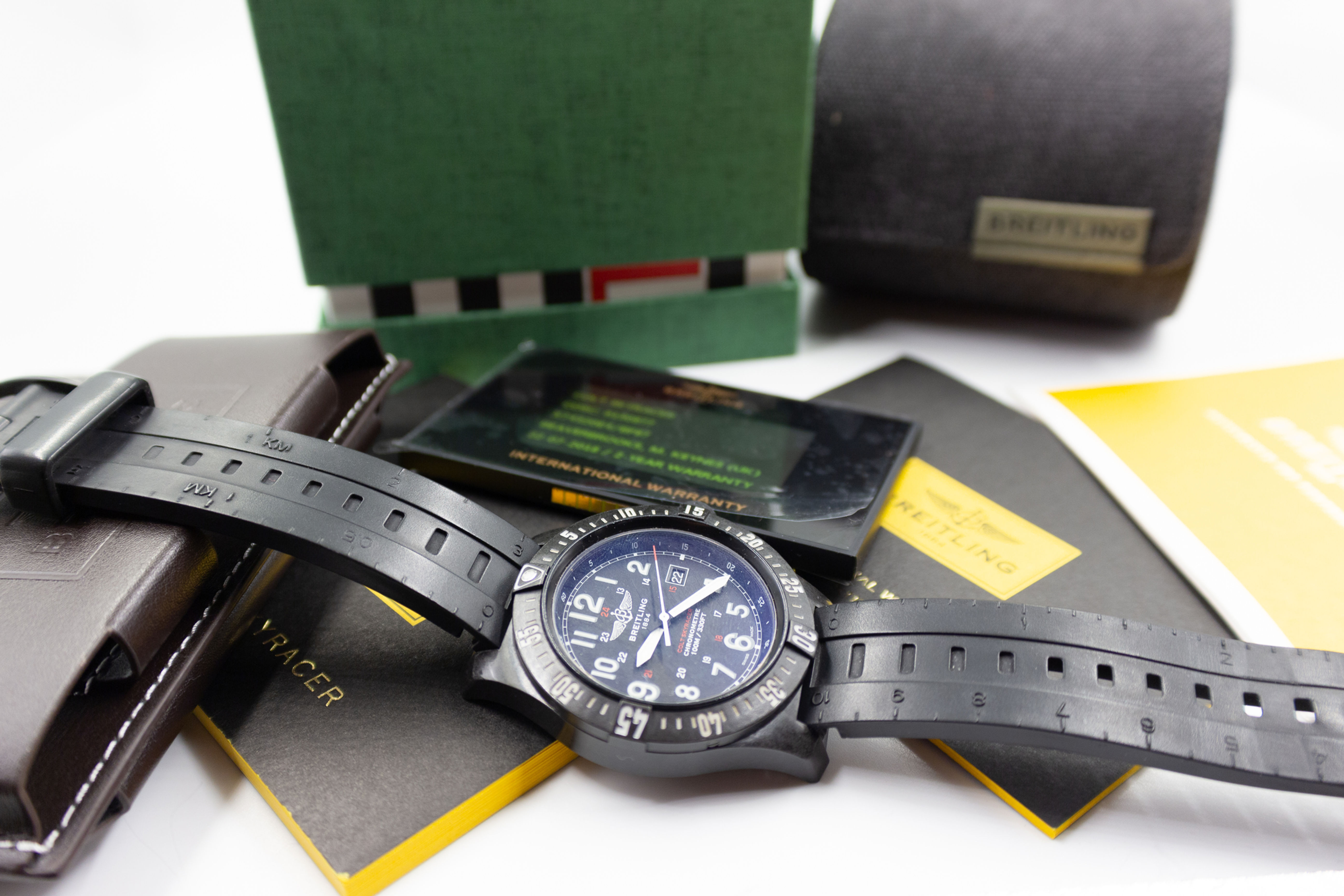 Breitling Colt Skyracer Full Set 45mm Quartz Wriswatch