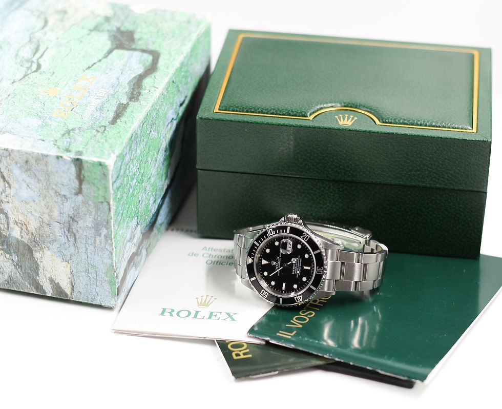 Thumbnail: 2002 Rolex Submariner 16610 Full Set