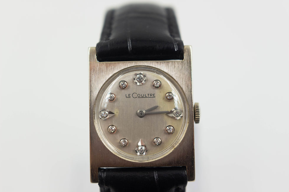 Thumbnail: Jaeger-LeCoultre K818/2 Manual Wind White Gold Diamonds 22x30mm