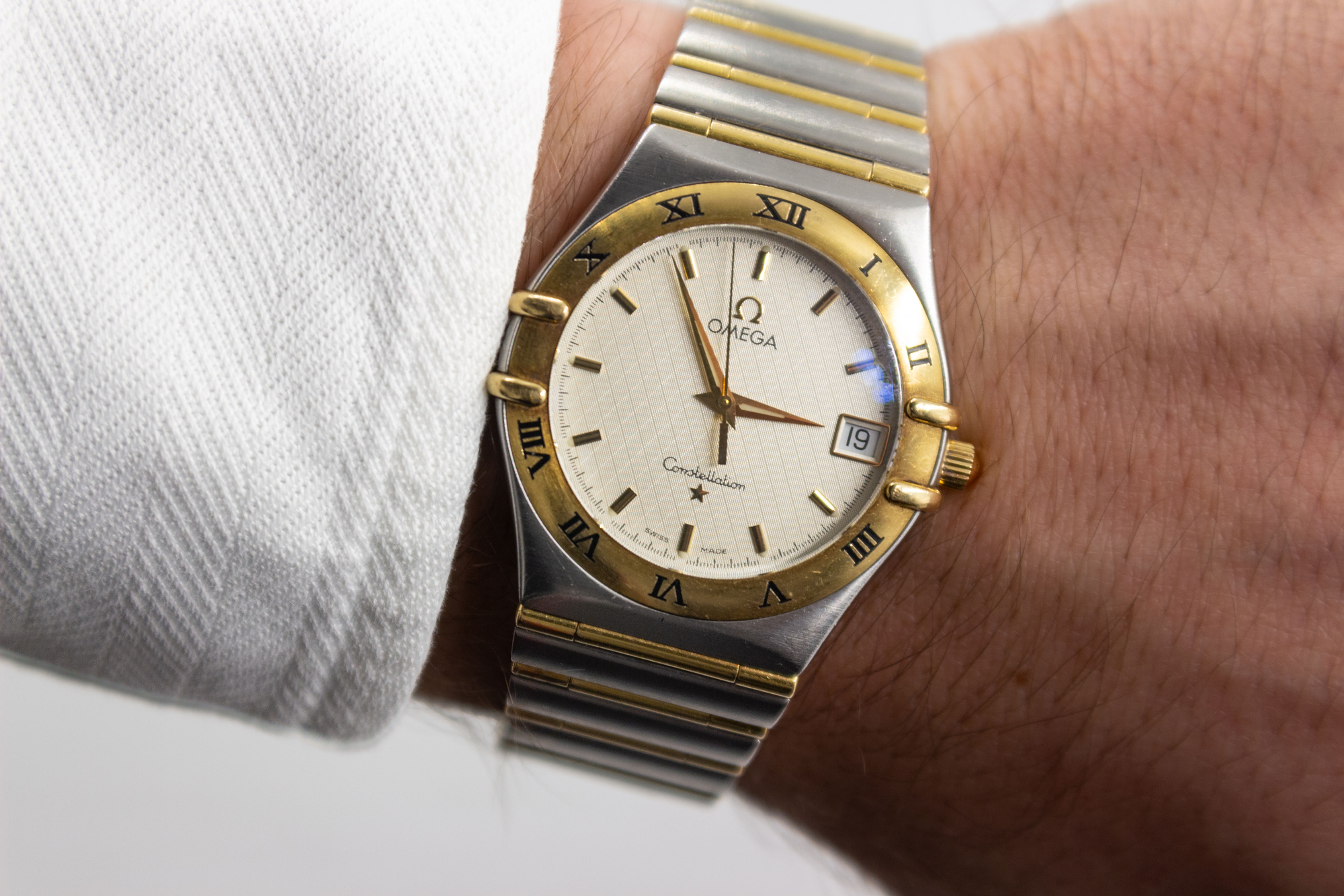 Omega Constellation 34mm 18k Gold and Steel Vintage Quartz Wristwatch