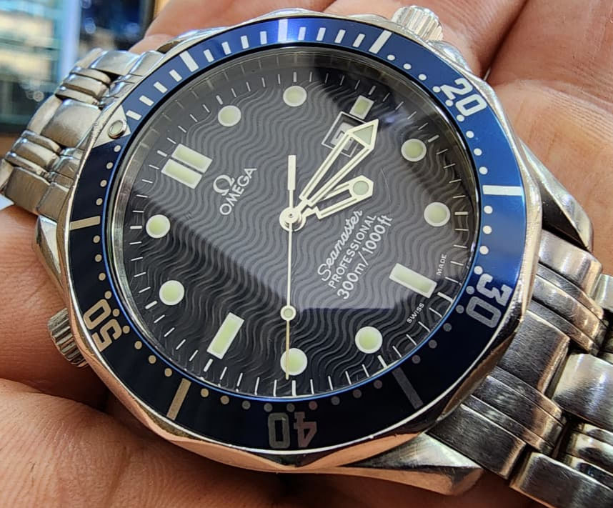Omega Seamaster Watch 41mm Quartz Blue Dial Steel Case