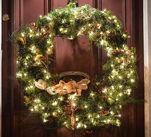 wreaths lighting.jpg
