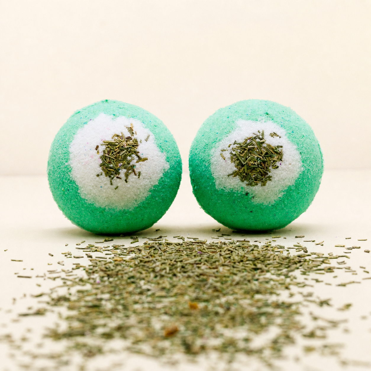 Rosemary & Peppermint Bath Bomb (approx. 140g)