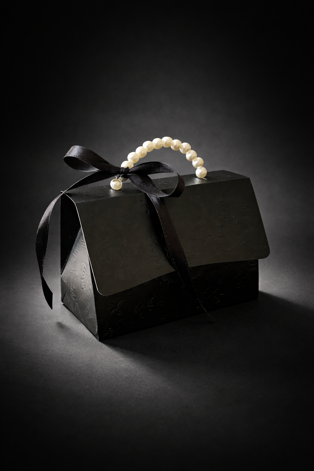 Black Embossed Handbag Gift Bag – 8 Wax Melt Mystery Selection (approx. 64g)