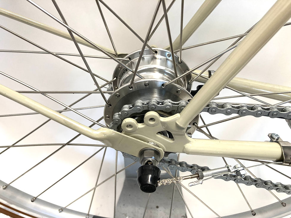 Thumbnail: Achielle Saar size 57 (verkocht)