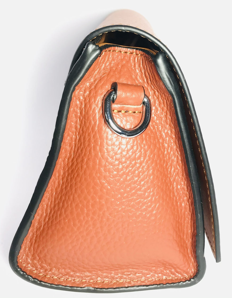 Thumbnail: Bella's lovely large cross shoulder bag with flap - 0021 camel