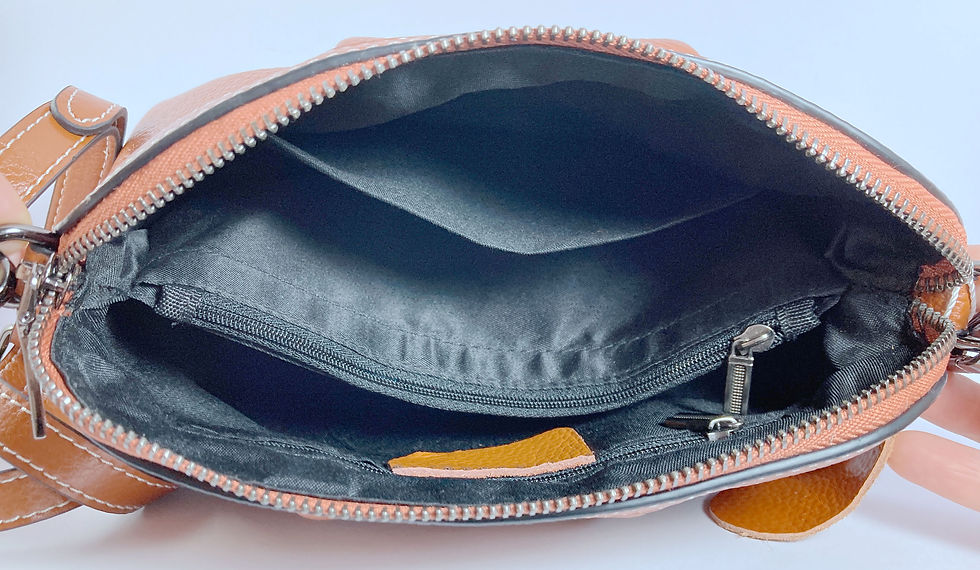 Thumbnail: Smart Shoulder bag in soft leather- 0007 Camel