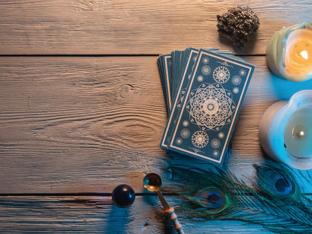HOW TO USE TAROT FOR DAILY GUIDANCE