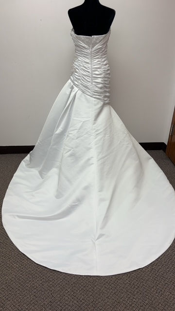 Thumbnail: Wedding Dress