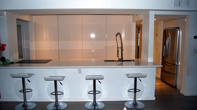 ultra modern kitchen cabinets 