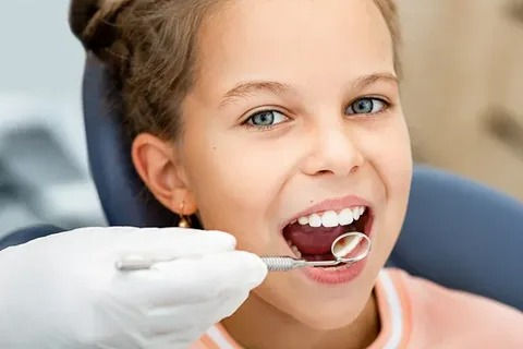 Bright Smiles with a Pediatric Dentist in Lynnwood