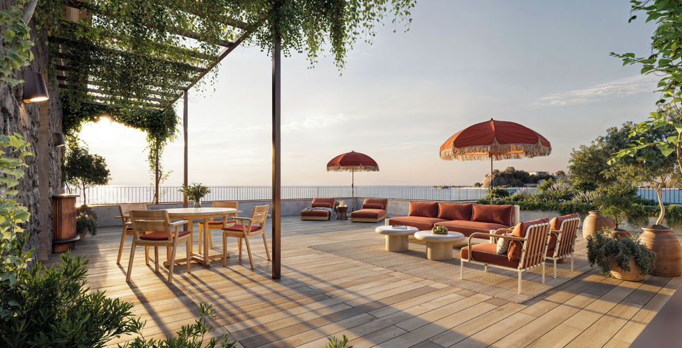 Zannier Ile de Bendor relaxation deck
