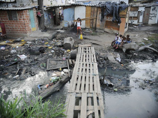 Seis brasileiros têm a mesma riqueza que os 100 milhões mais pobres