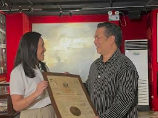 Preserving legacy: Mayor Belmonte acquires rare Manuel L. Quezon passport at Leon Gallery auction