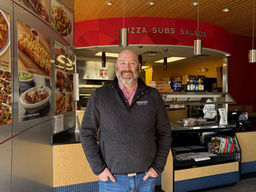 Donatos Pizza Serves Wilmington