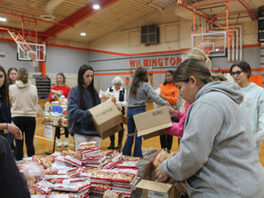 Wilmington City School Students Provide Meals for Community Members