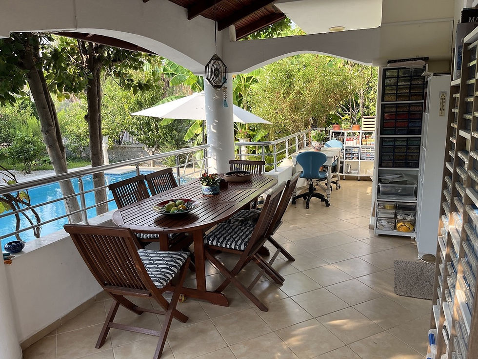 Outdoor dining by the pool