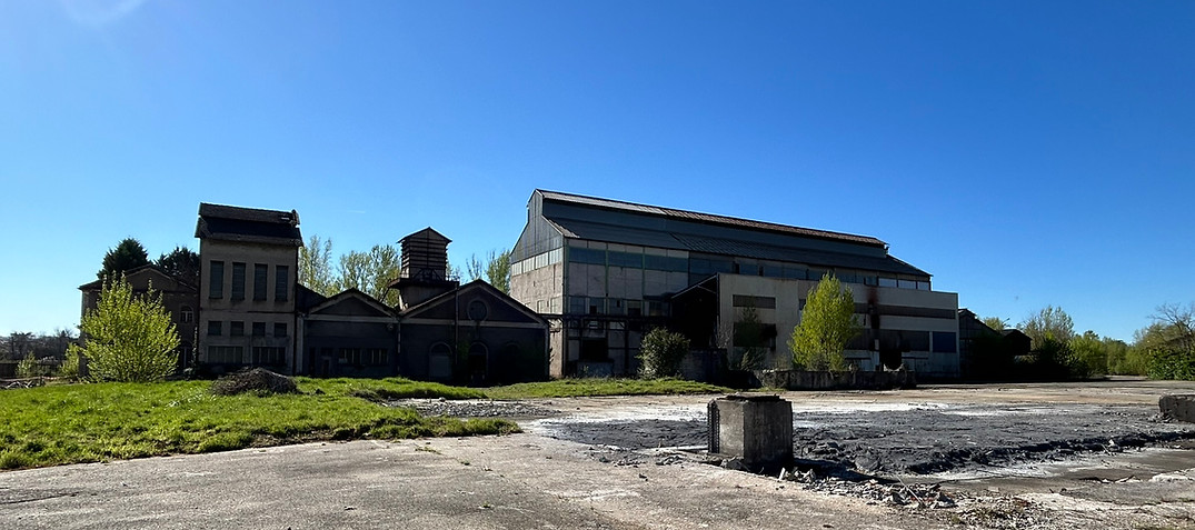 Esplanade des fonderies et parc à tuyau