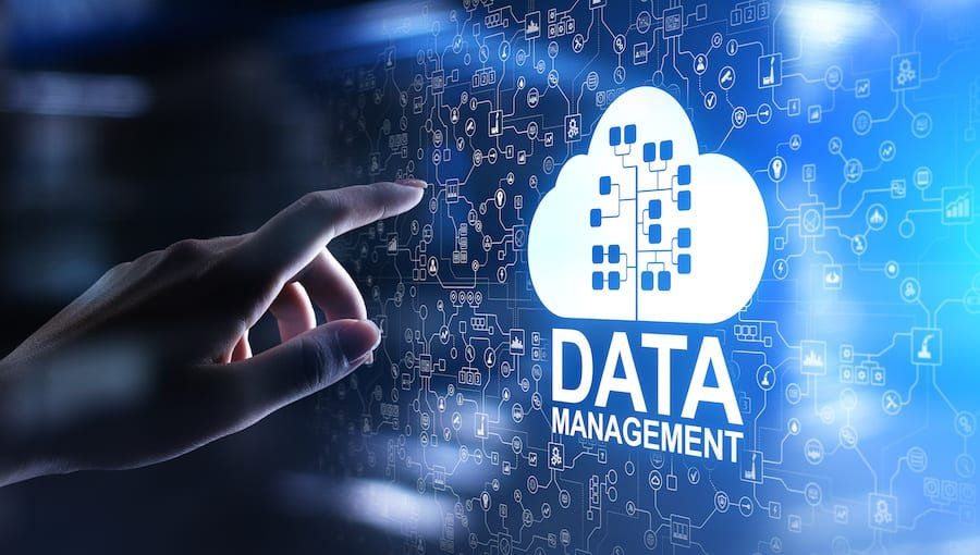 Mastering Master Data Management