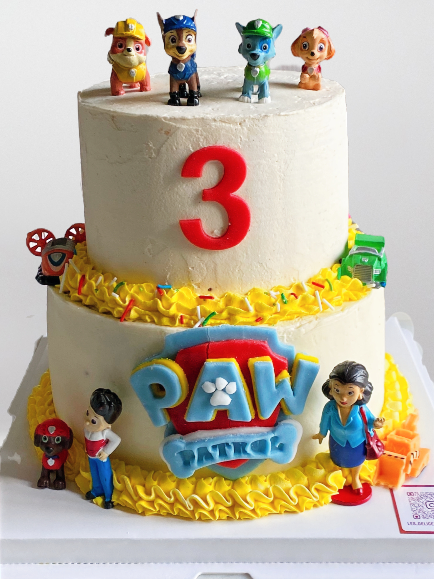 Paw Patrol birthday cake Hong Kong – two-tier cake with number 3 topper and Paw Patrol figurines
