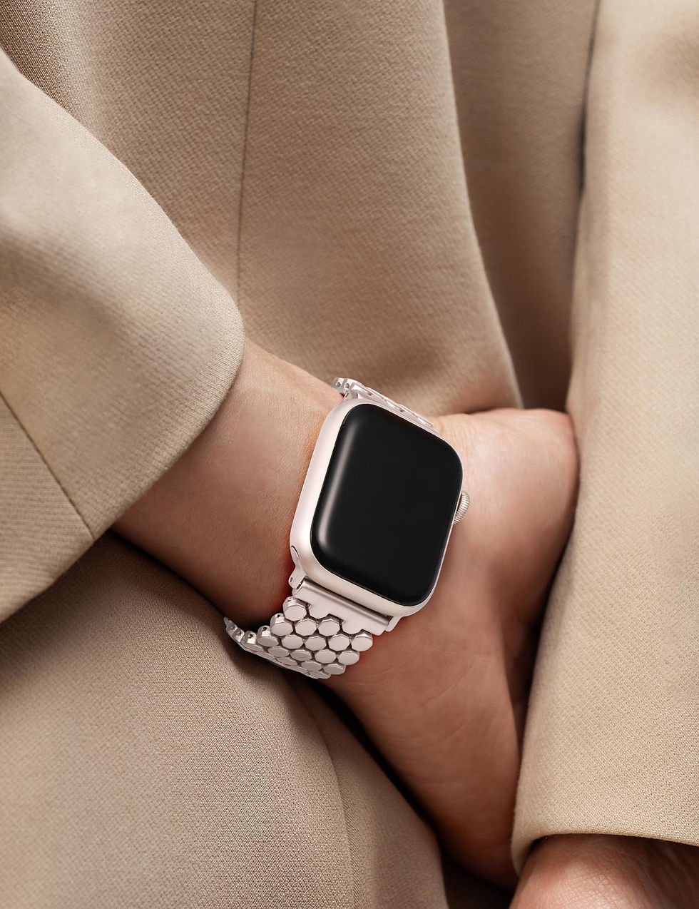 Thumbnail: Minyee Honeycomb Metal Strap for Apple Watch 41/38/44/45/42mm Series 10/9