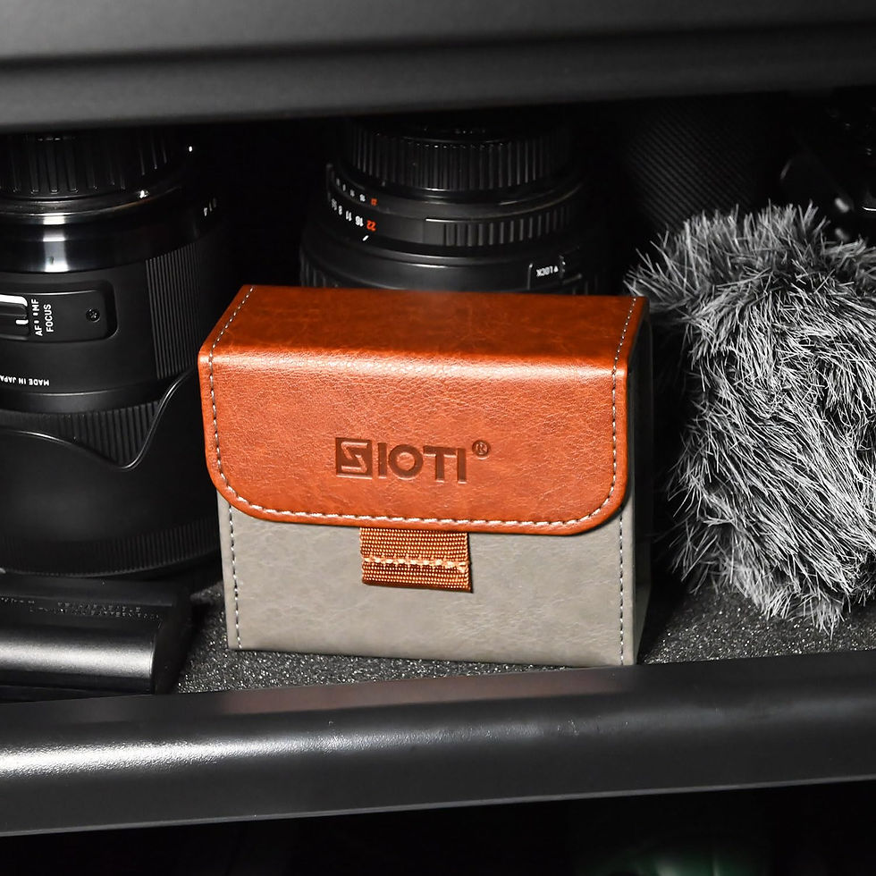 Thumbnail: SIOTI Lens Filter Case w/ 4 Pockets, Leather Pouch & Cleaning Cloths