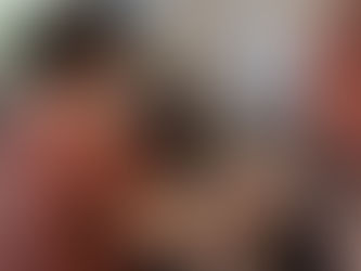 Clinician applies ultrasound to a patient's knee