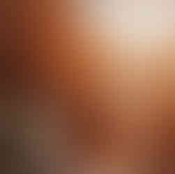 Young girl kissing horse - Allison Zinnick Photography