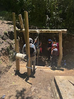 The project in Vista Hermosa has begun. The well is already 3 meters deep.