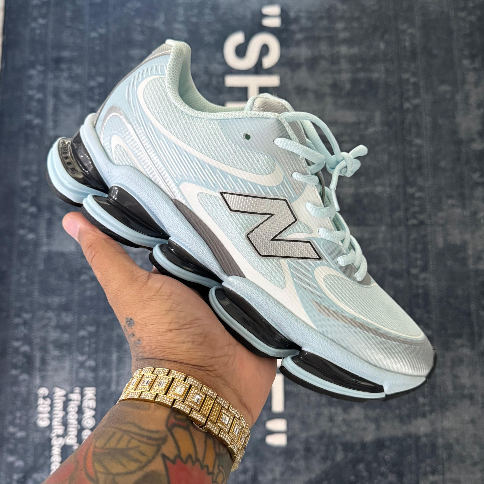 New Balance 2000