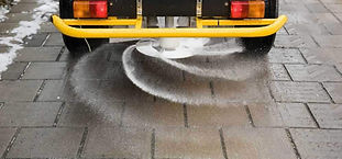 Best-Ice-Melt-Distributor-ice-salt-truck.jpg